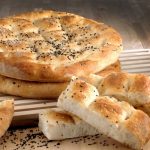 طريقة عمل خبز رمضان السوري