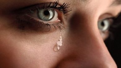 ما تفسير حلم رؤية البكاء في المنام للعزباء