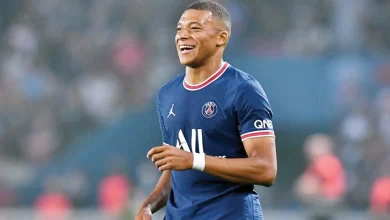 اللاعب امبابي مسلم او مسيحي؟؟